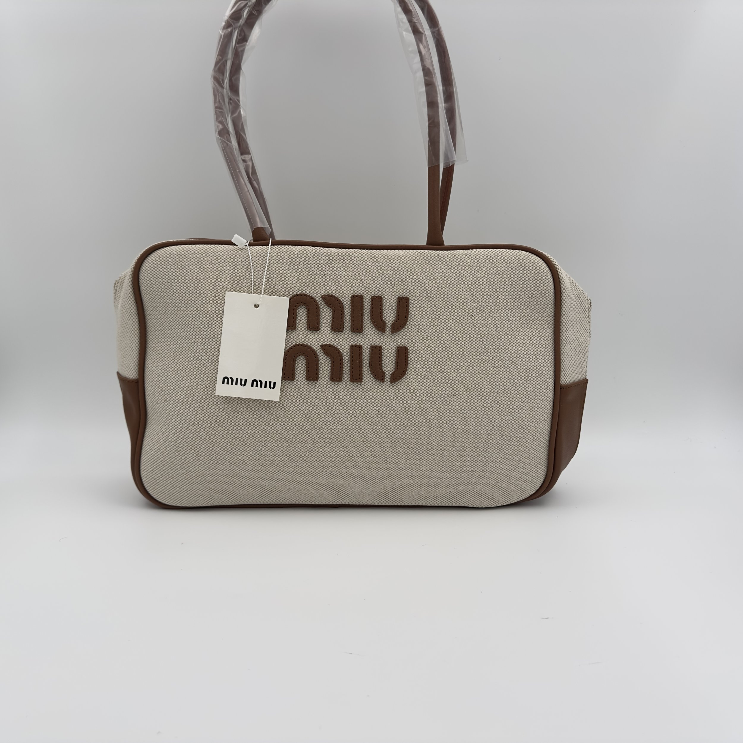 Beau canvas and leather bag